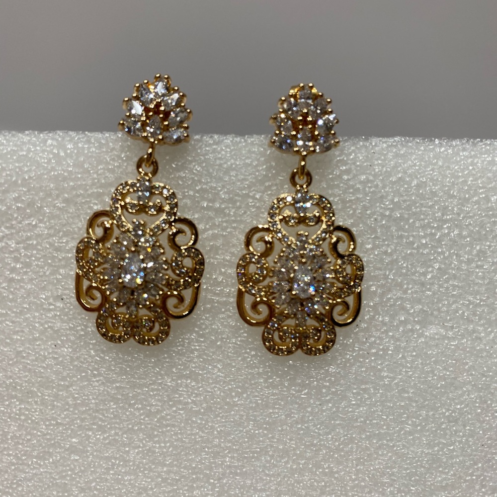 New earrings - Picture 2 of 3